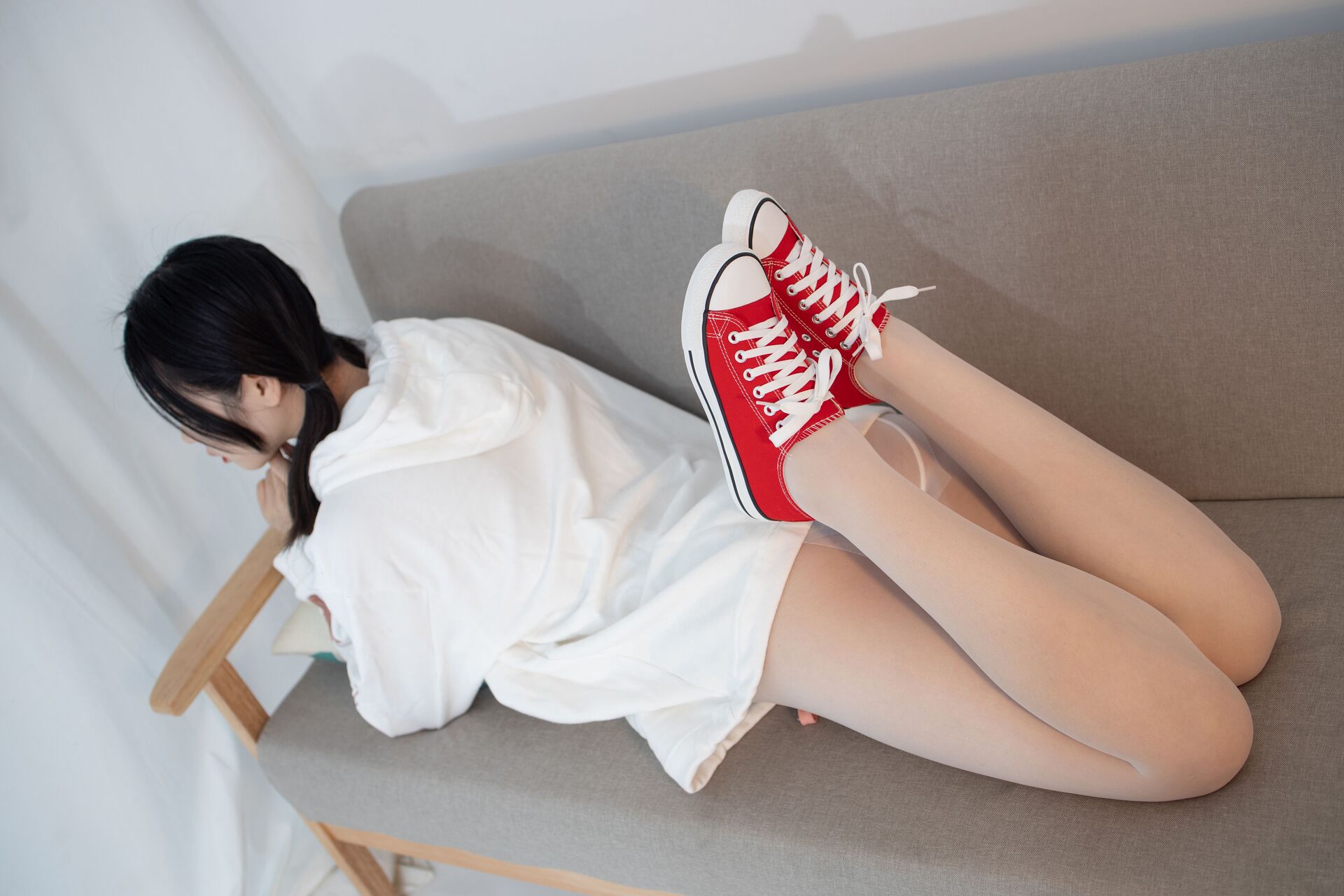 丝袜美腿预览图