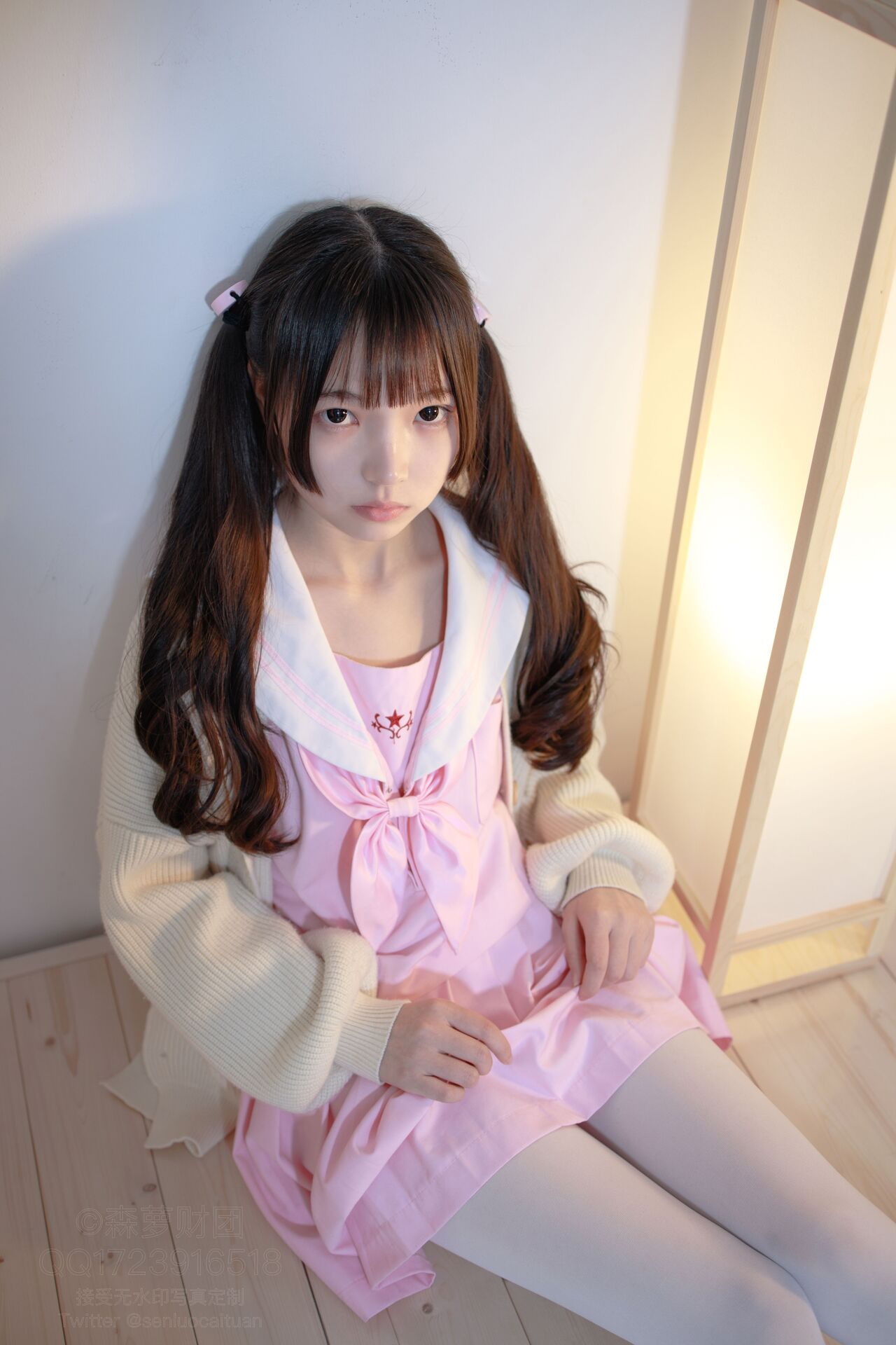 丝袜美腿预览图