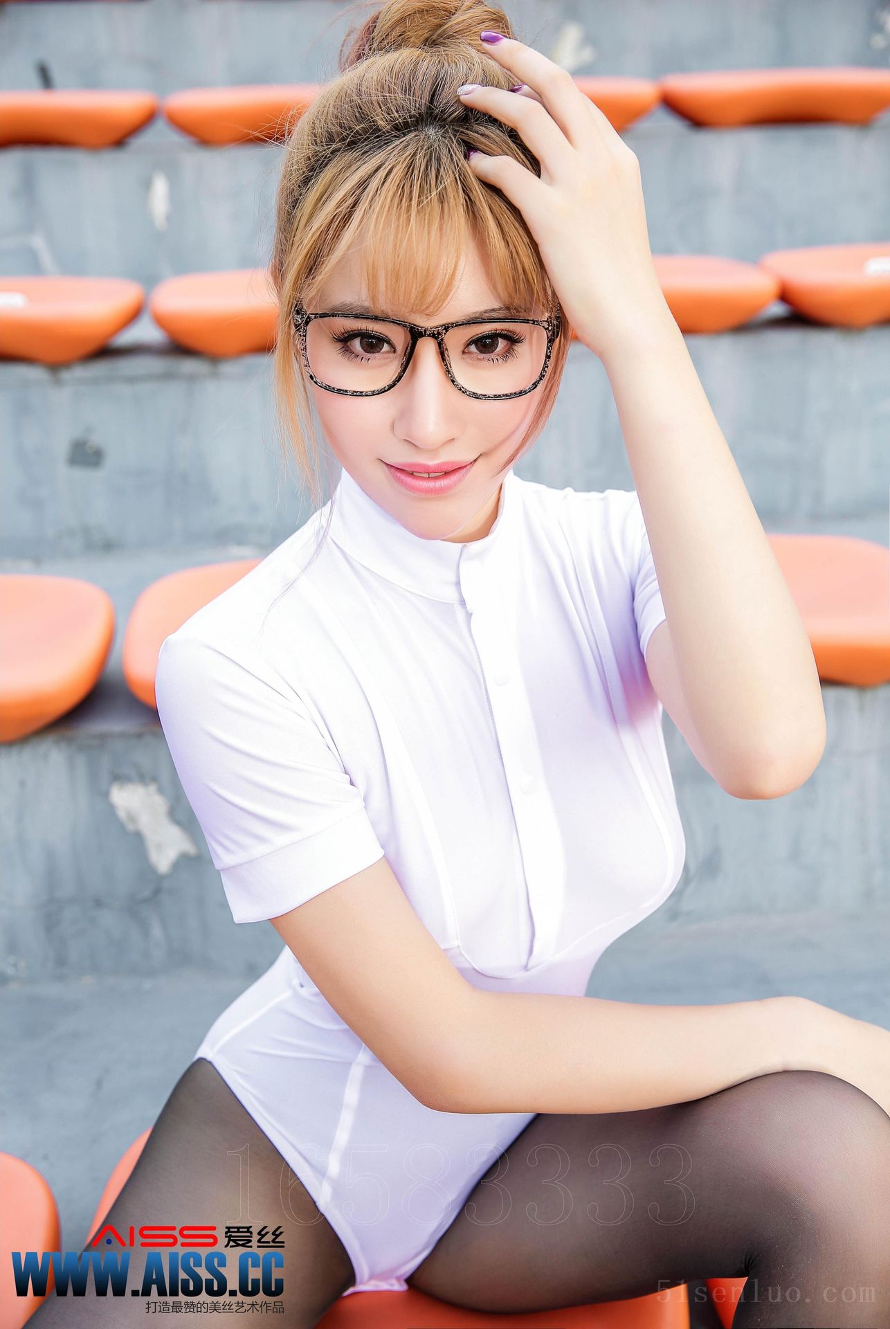 丝袜美腿预览图