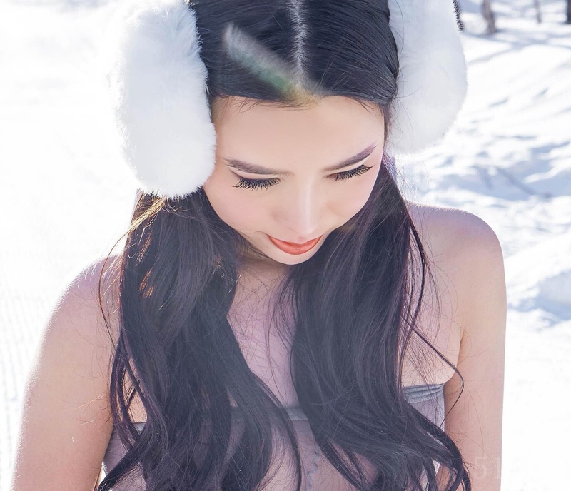  [AISS爱丝] 03.29 钻石版：F6011《冰雪女神钻石上》