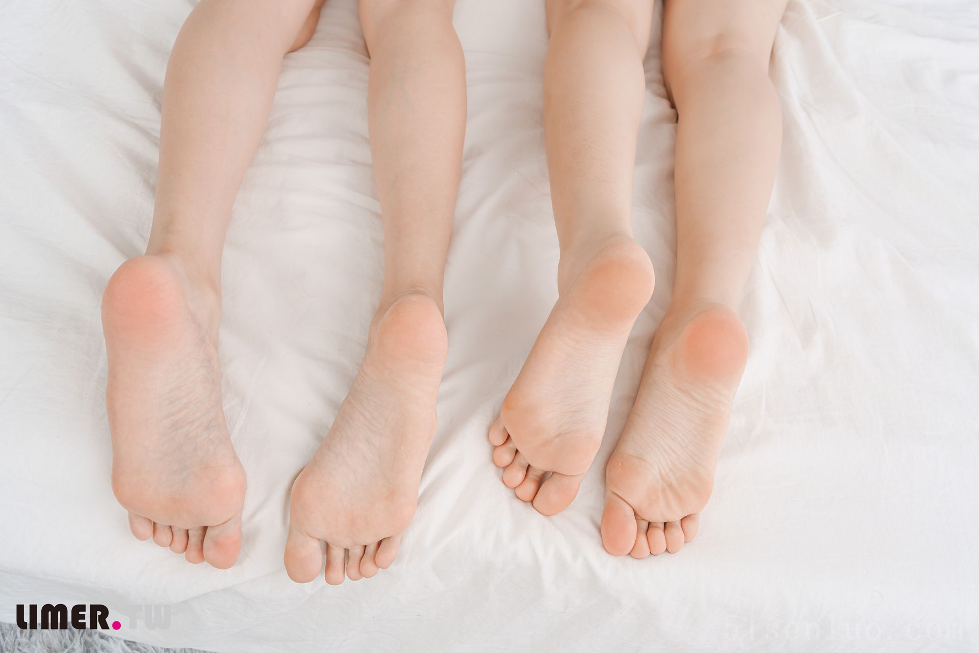 丝袜美腿预览图